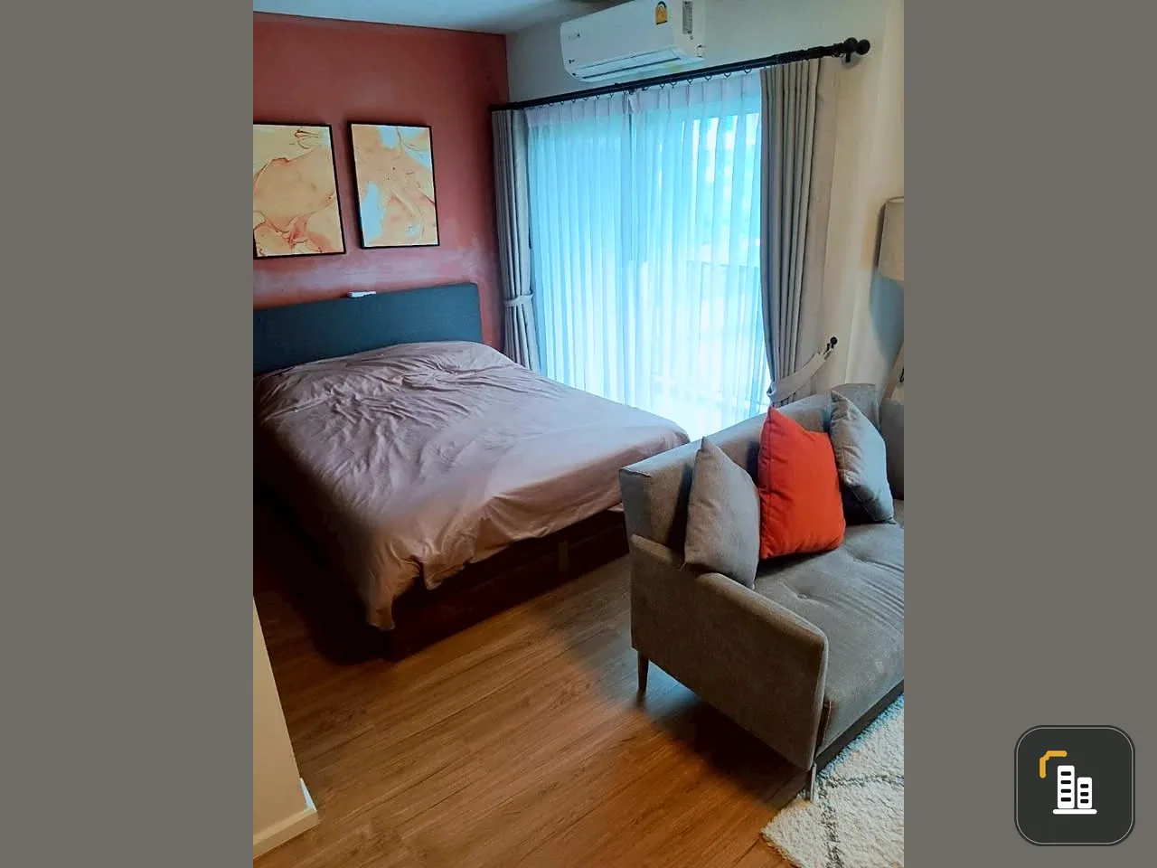 For sale: D Condo Bliss Sriracha, house number 35, garden view, 2nd floor, stylishly decorated. If you don't reserve, you'll miss out!