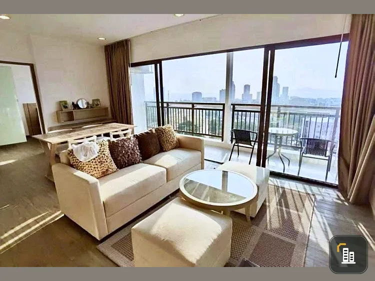 Tree tops Pattaya for sale (South Pattaya), spacious 2 bedroom unit, beautiful sea view, hurry and reserve now!
