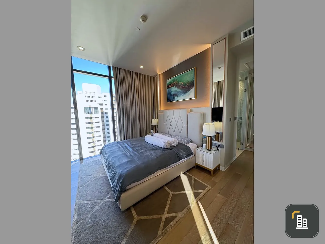For sale or rent: Vittorio Sukhumvit 39, north-facing room, good location, lots of usable space, nicely decorated in a controlled tone. Reserve now!