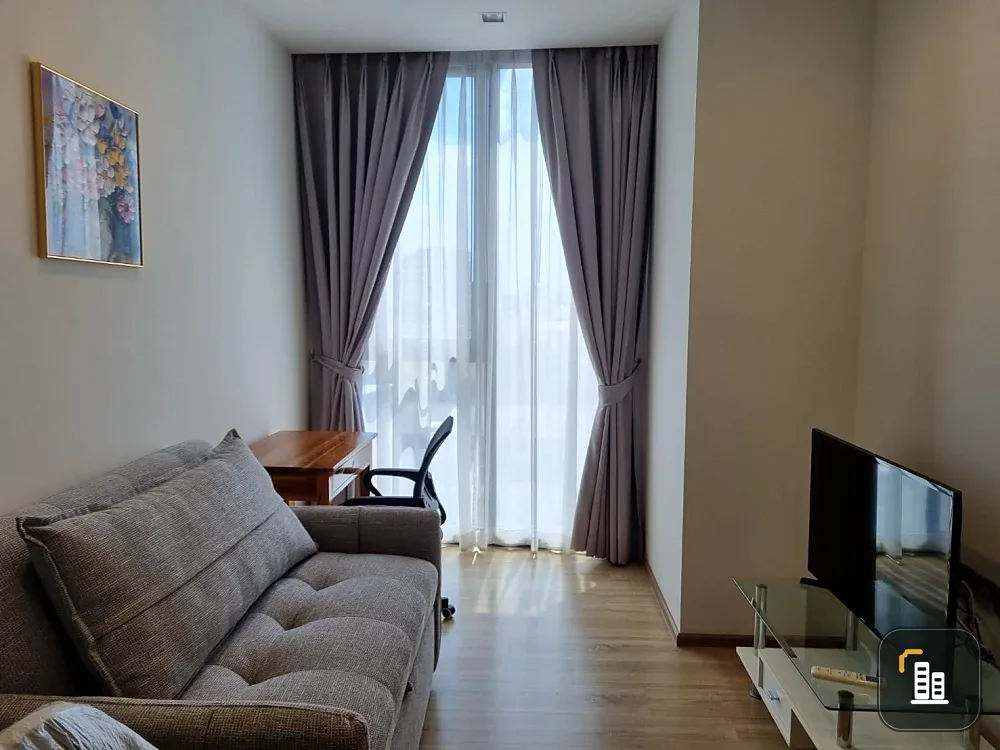 For sale or rent: The Line Phahonyothin-Pradipat. Spacious and comfortable room. Fully furnished with appliances. Ready to move in.