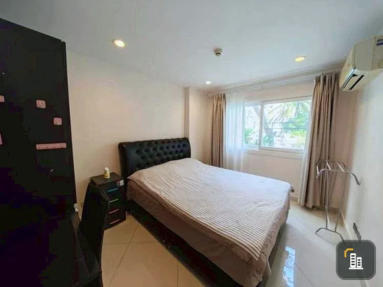 For sale: Park Lane Jomtien Resort, 1st floor, pool access, resort-like atmosphere, very worth booking.