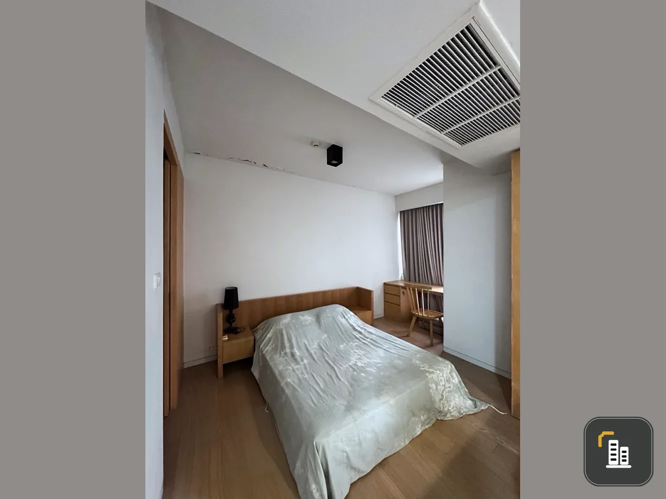 For sale: Siamese Gioia Sukhumvit 31, 1 bedroom, 1 bathroom, plenty of usable space, fully furnished. Don't miss out on this great deal!
