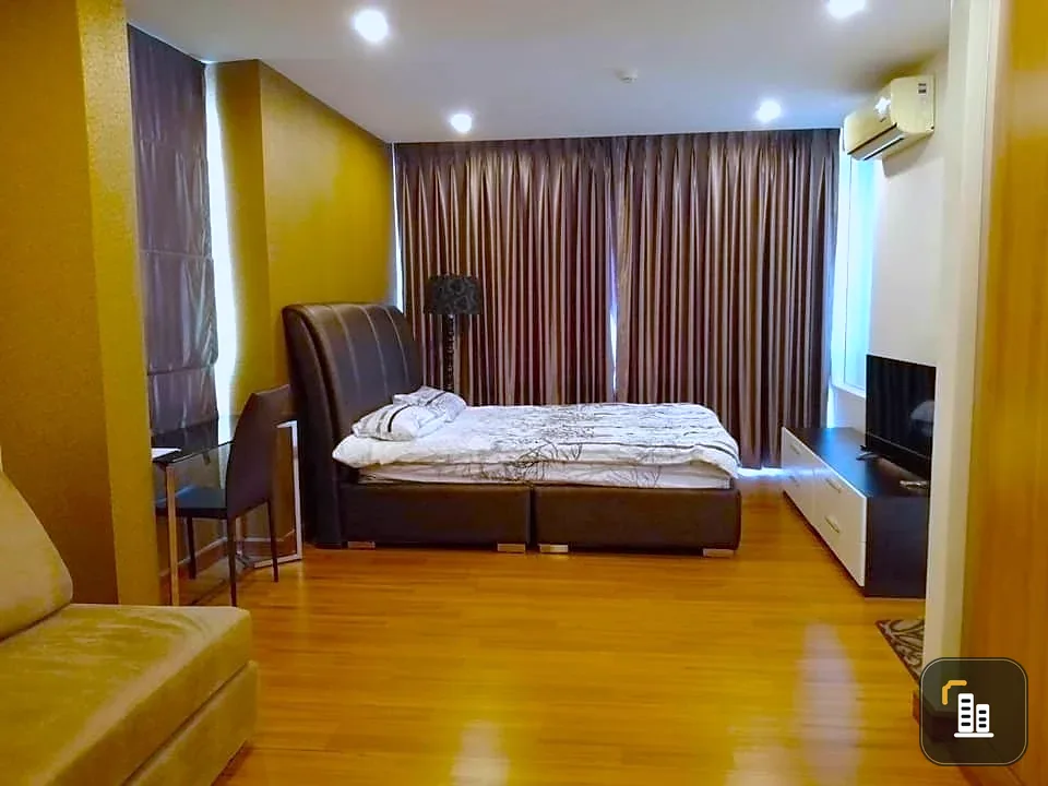 Condo for sale/rent: The Forest Chaengwattana. Beautiful and luxurious. See the promotion. Buy/reserve now!!