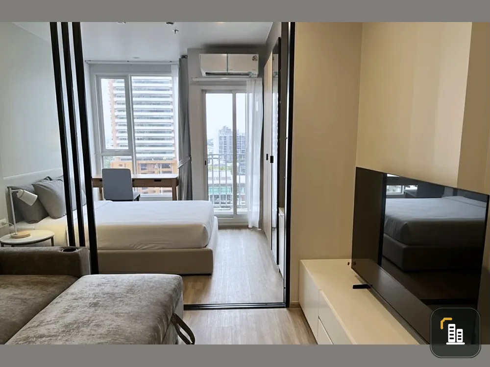 For rent: Culture Thonglor, ready to move in, fully furnished, appliances included. Just bring your own luggage and move in. Don't miss this opportuni
