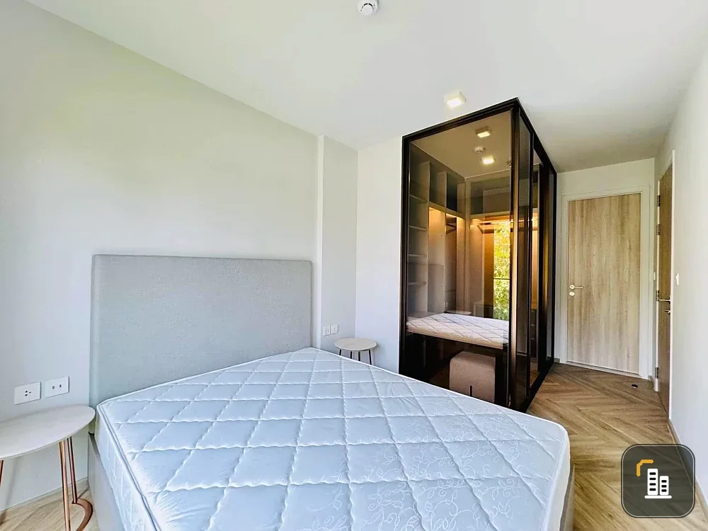 Chapter Thonglor 25 for rent, 1 bedroom, 1 bathroom, plenty of usable space, fully furnished, good location, hurry and reserve now!