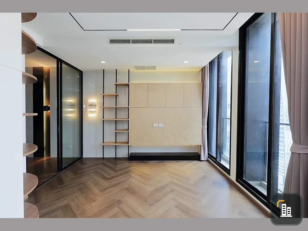 For sale rent: Noble Ploenjit, 26th floor, city view, beautiful room, nice to live in, interested in owning, hurry and reserve now, urgent!