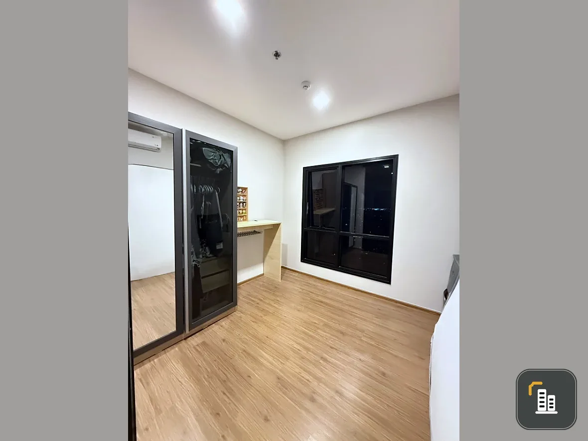 Metris Rama 9 - Ramkumhang for sale, corner unit with privacy, great price, become the owner today, don't delay.