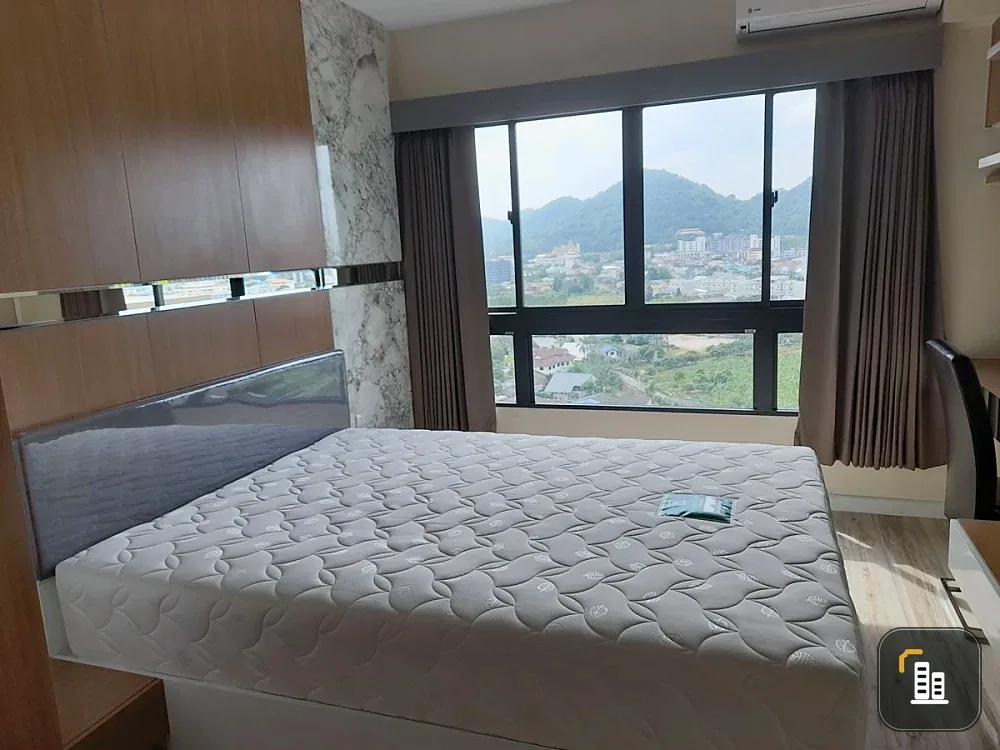 For rent Plus Condominium Sriracha, 14th floor, mountain view, fully furnished, ready to move in, reserve now, urgent.