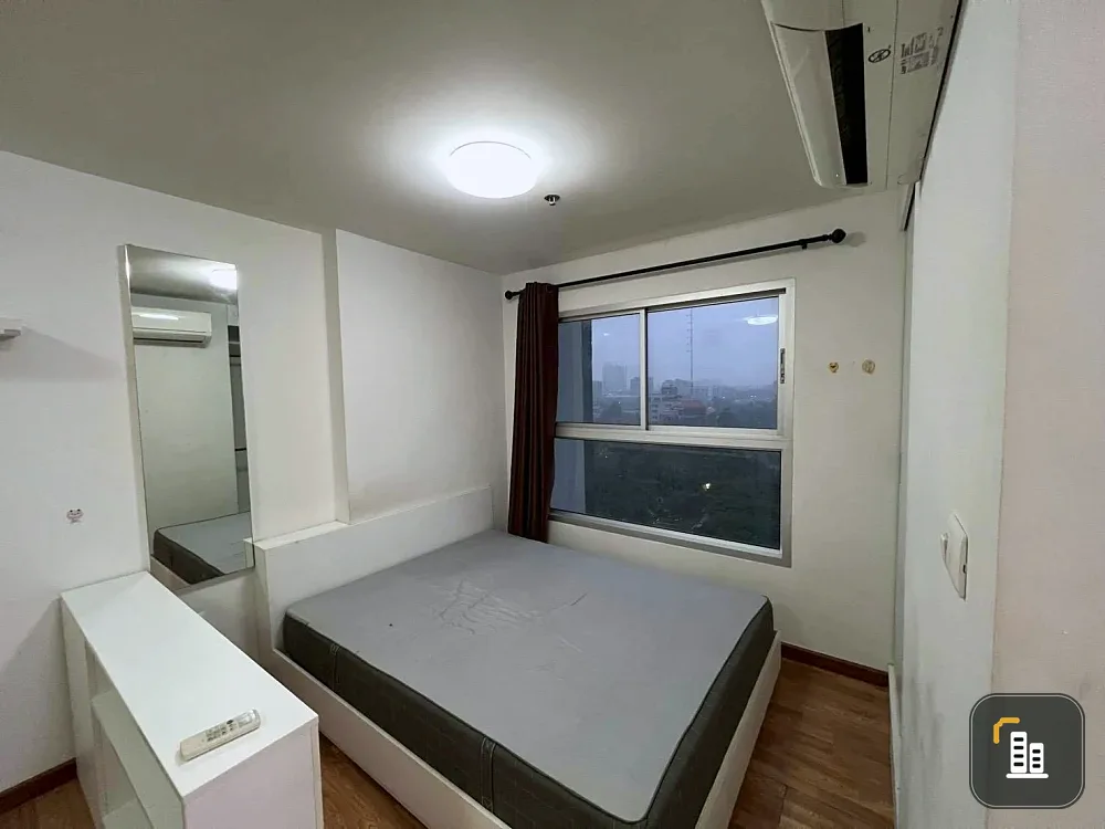 For sale: The Trust Condo Ngamwongwan, fully furnished room, just bring your bag and move in!!!