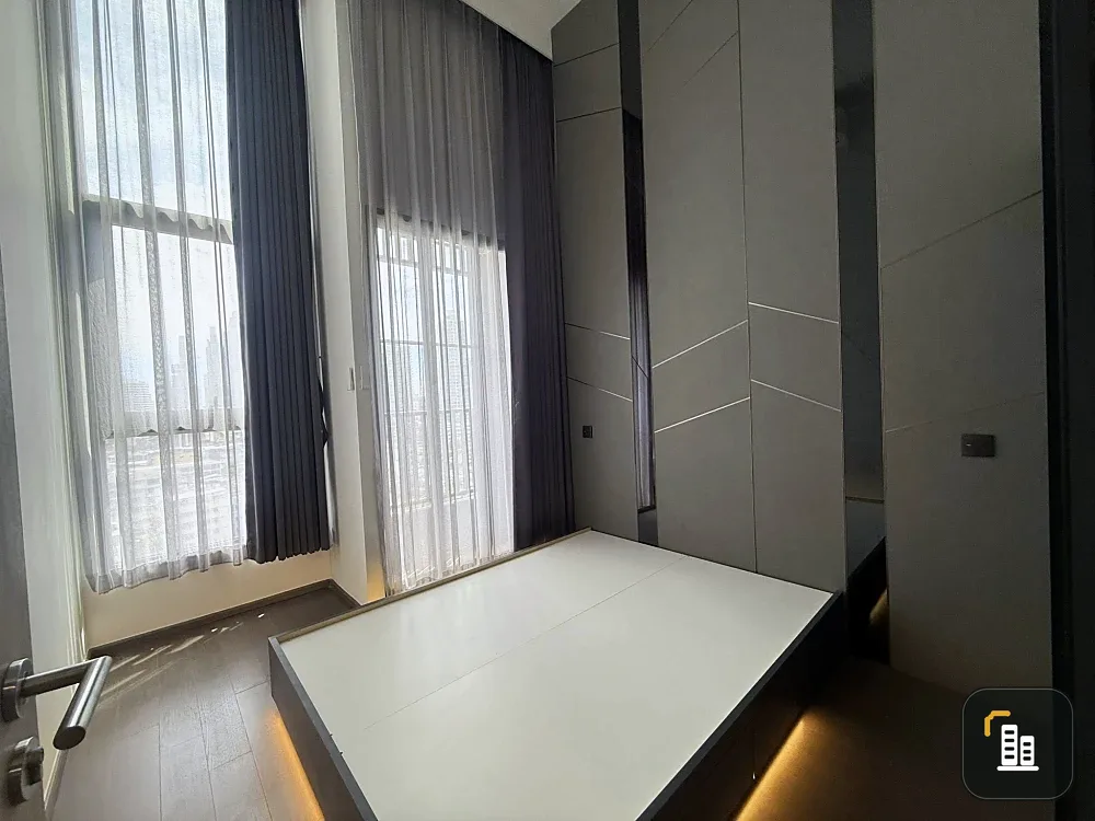 For rent: Park Origin Chula Samyan, corner room with privacy, fully furnished and ready to move in. Hurry and reserve today. Don't miss out!