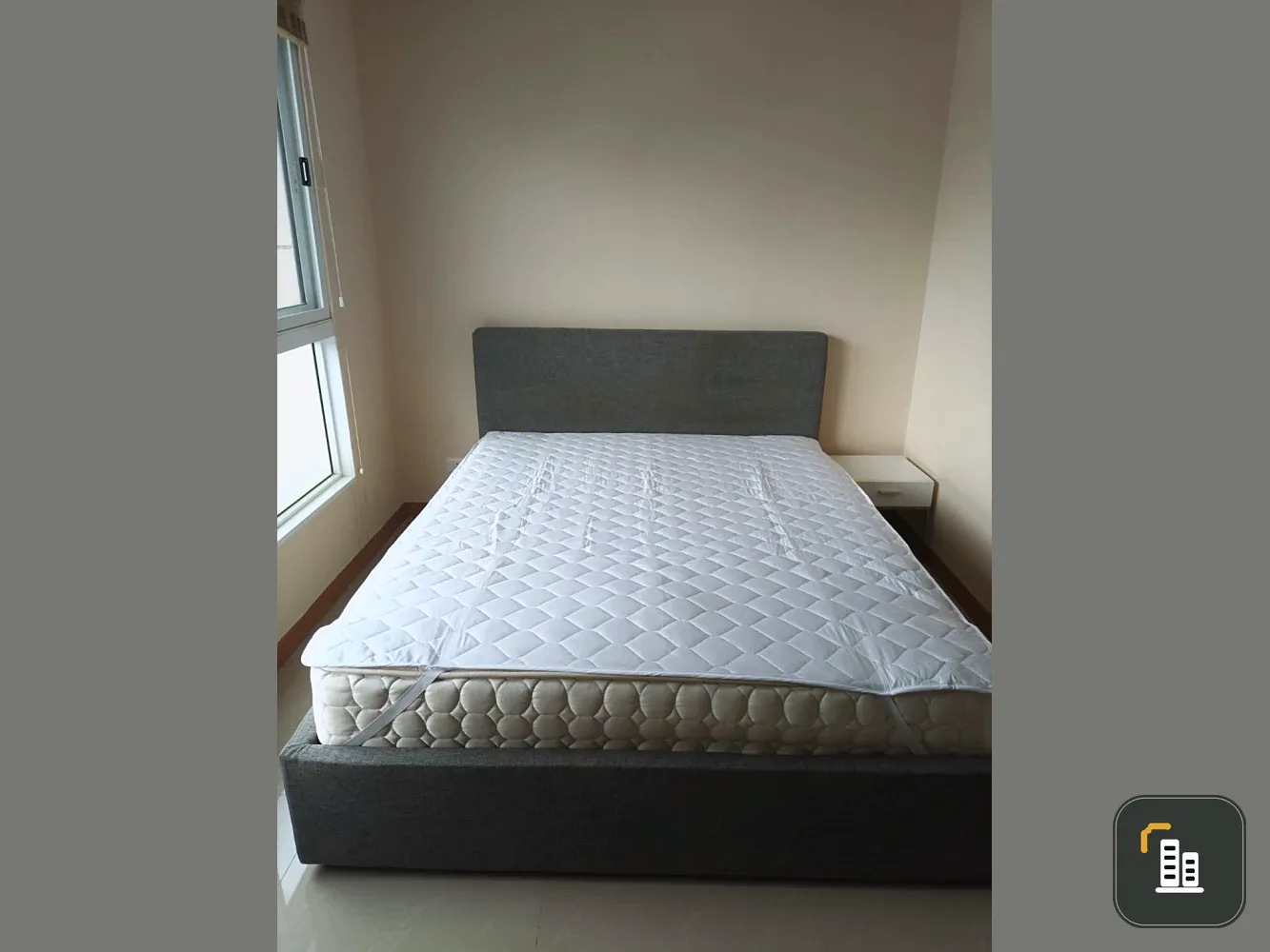 For rent: Diamond Sukhumvit, fully furnished, just bring your own luggage and move in.