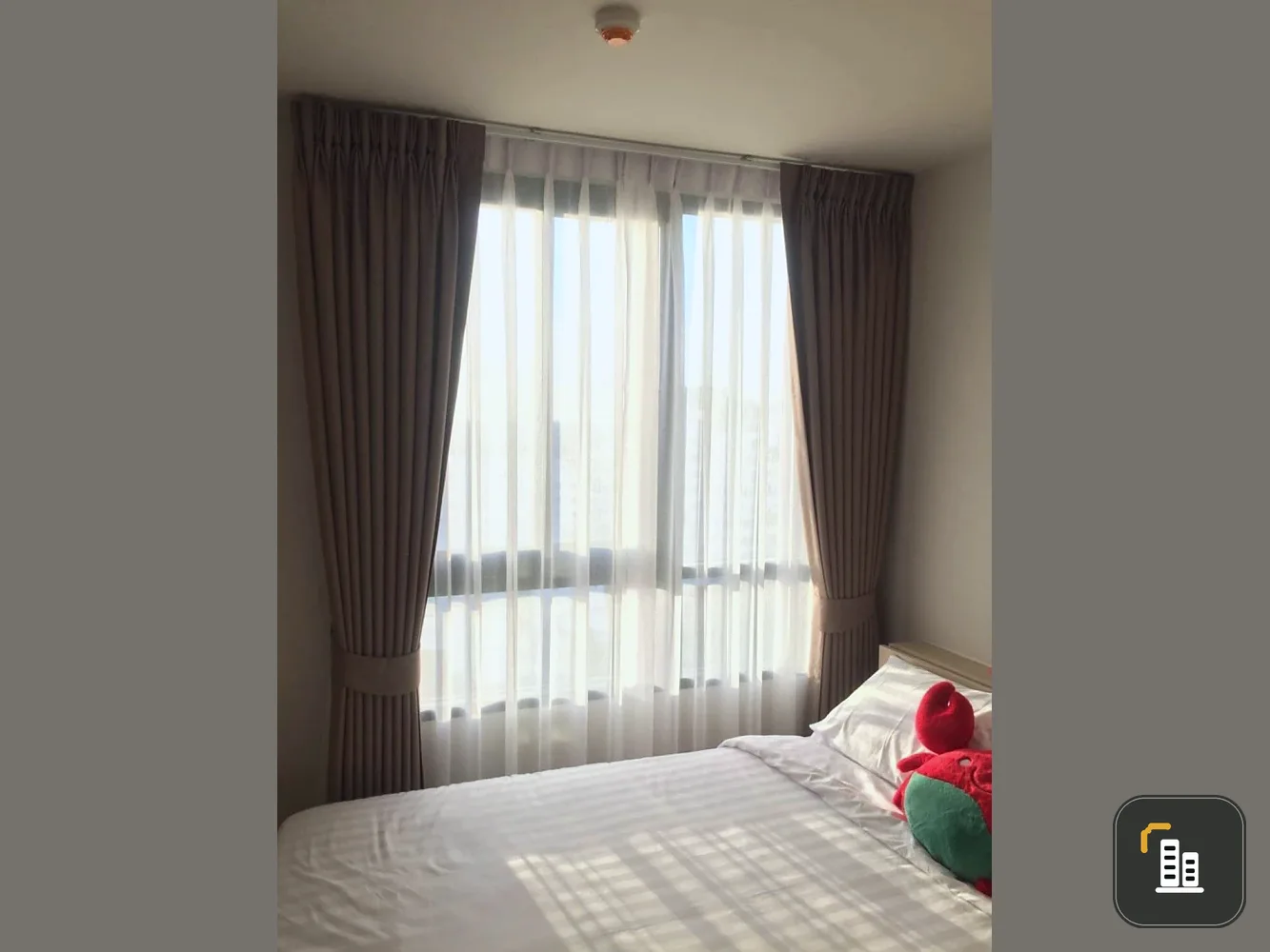 Urgent sale! Nue Noble Ngamwongwan, 1 bedroom, 1 bathroom, comes with complete amenities. Come and own it now!