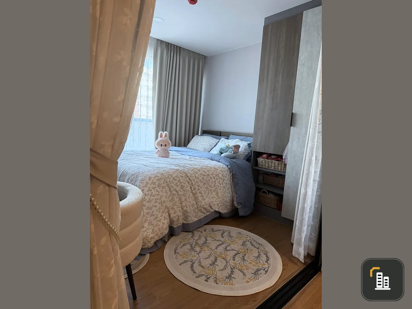 For sale: The Cube Loft Srinakarin-Theparak, beautifully decorated room with a stunning theme, comes fully furnished, don't miss out!
