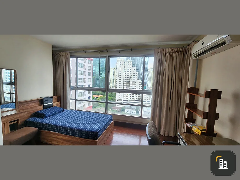 For rent: Pathumwan Resort, 2 bedrooms, 2 bathrooms, fully furnished, reserve now before it's gone.