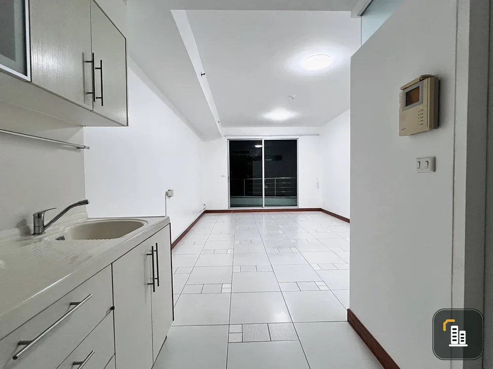 Condo for sale: Supalai River Place, 21st floor, Chao Phraya River view, Asiatique side, great price, you can't miss it!