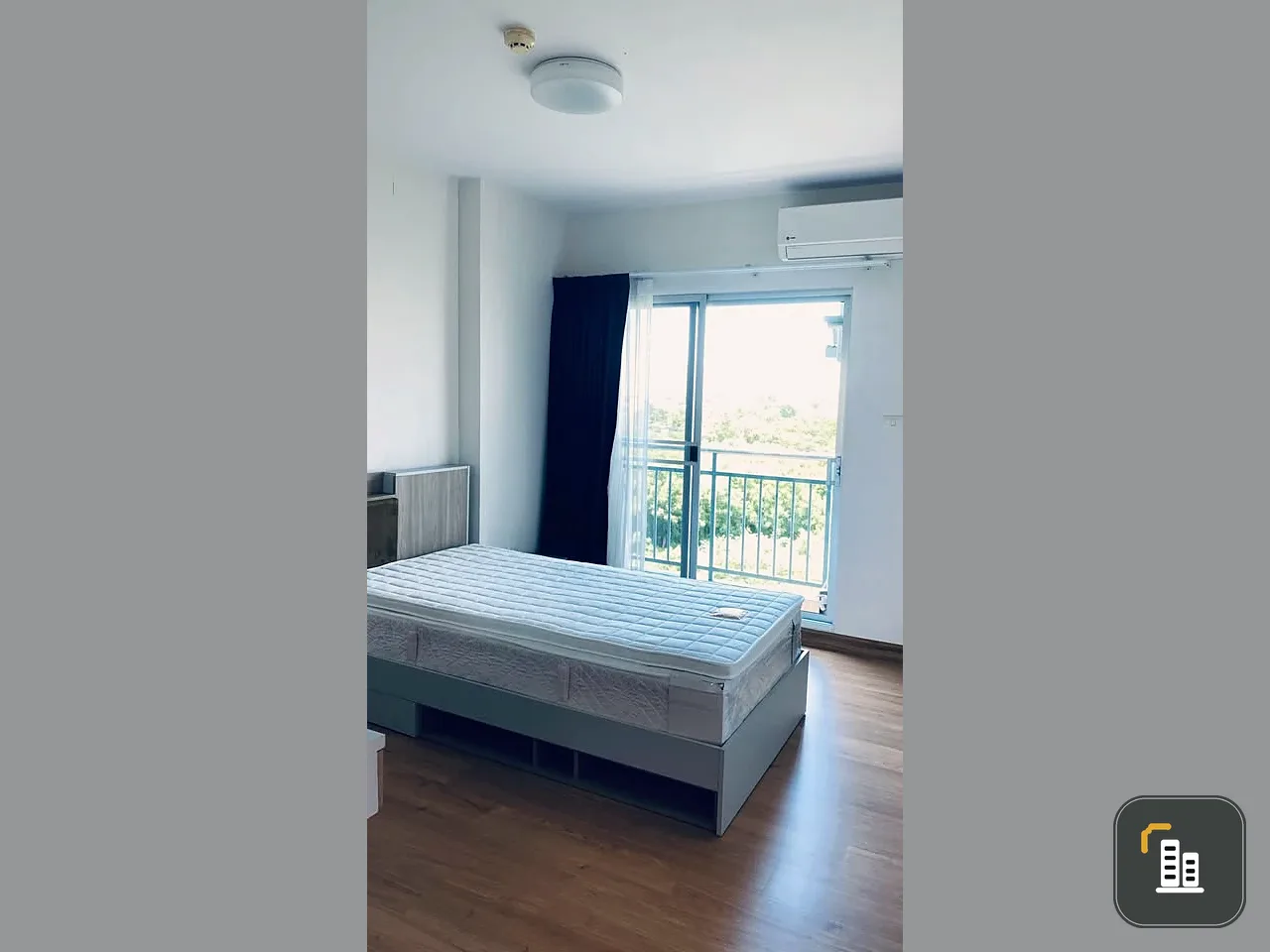 Supalai Mare Pattaya for rent, corner room with privacy, fully furnished, good location, just bring your bags and move in.