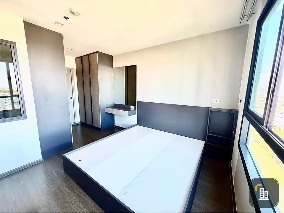 IDEO Phahonyothin-Chatuchak for sale, 18th floor, size 36.01 sq m., next to BTS Saphan Khwai, move in now, don't hesitate.
