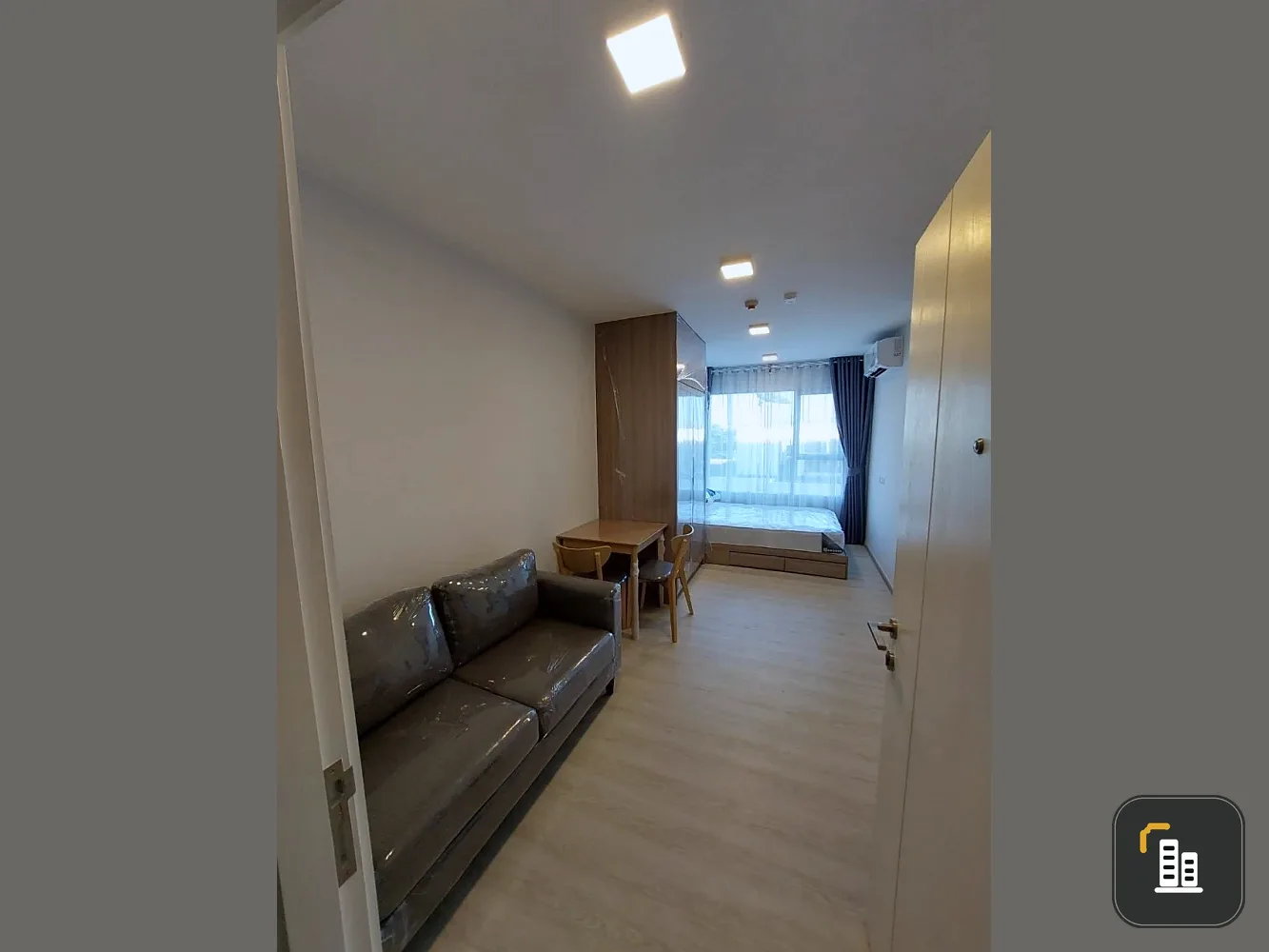 Plum Condo Sukhumvit 62 for rent, studio room, 5th floor, fully furnished. Just bring your bags and move in!