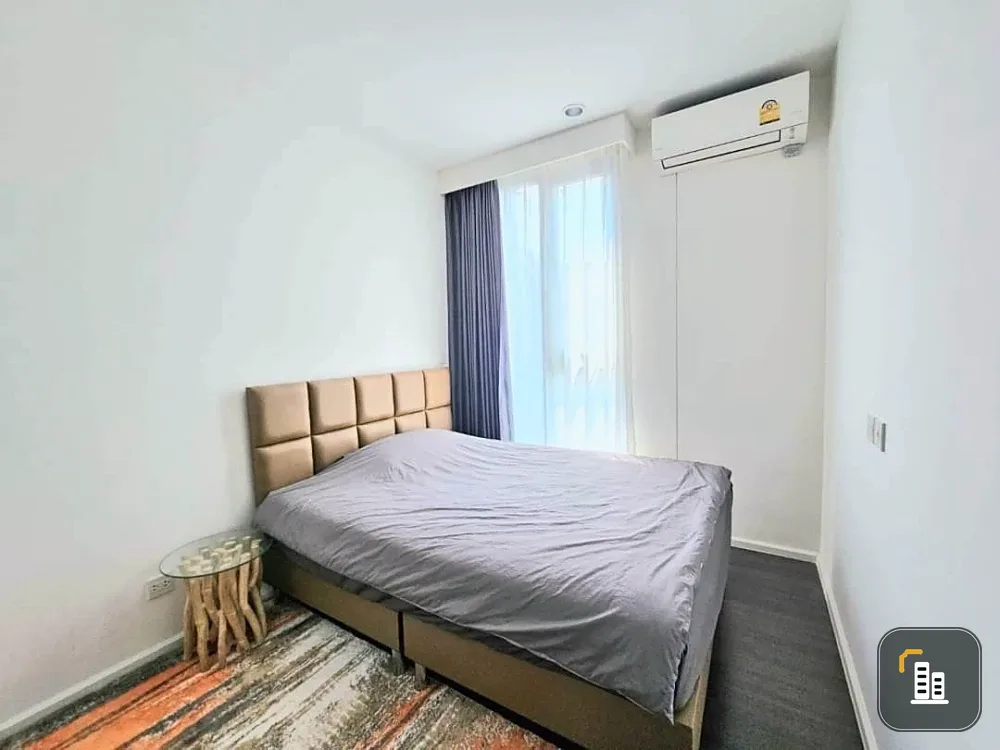 For rent: Whizdom Inspire Sukhumvit, 2 bedrooms, 1 bathroom, spacious living area. You won't be disappointed after booking.