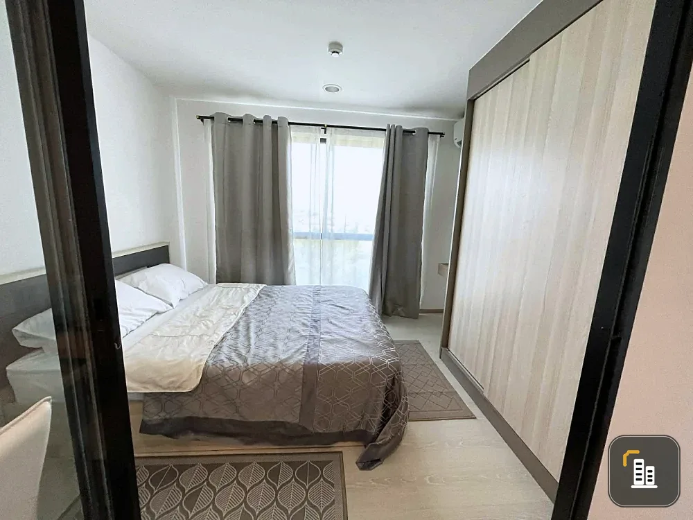 Selling The Excel Khu Khot, Building A, 8th floor (top floor). The atmosphere is quiet and peaceful, perfect for relaxation.