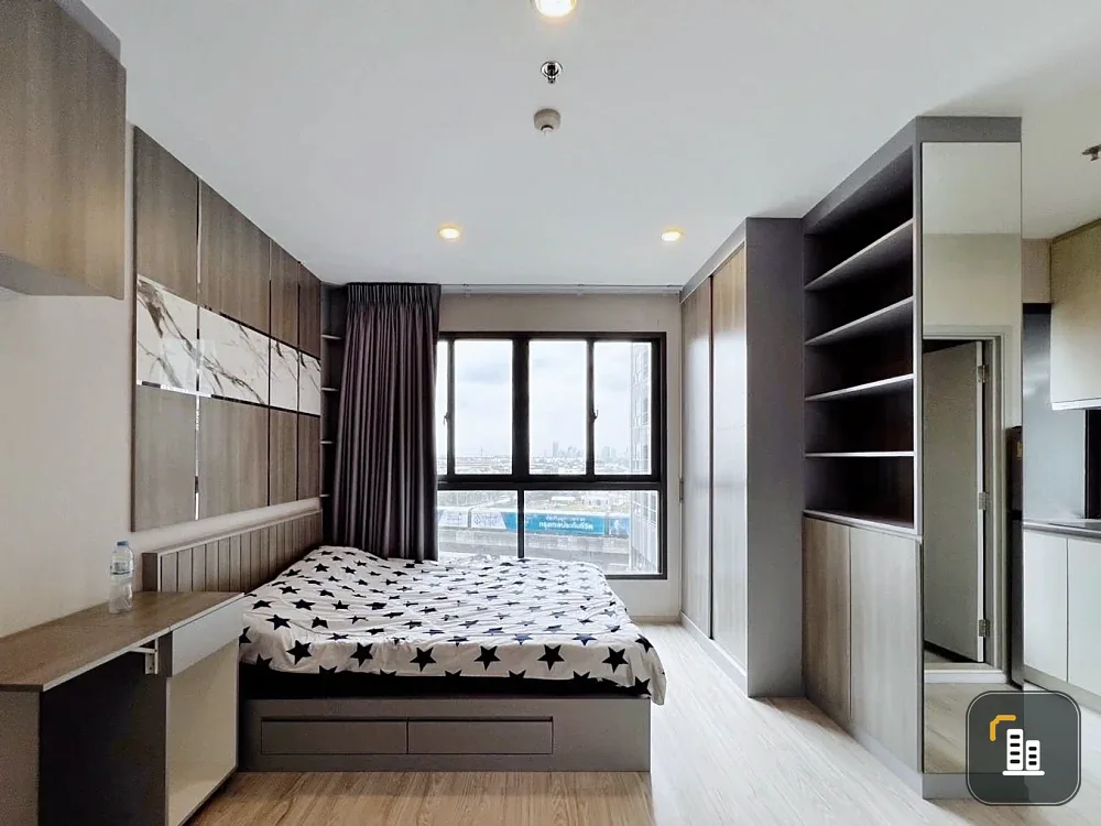 Selling a studio condo at Ideo Mobi Sukhumvit Eastgate, 8th floor. Ready to move in, fully furnished. Book now!