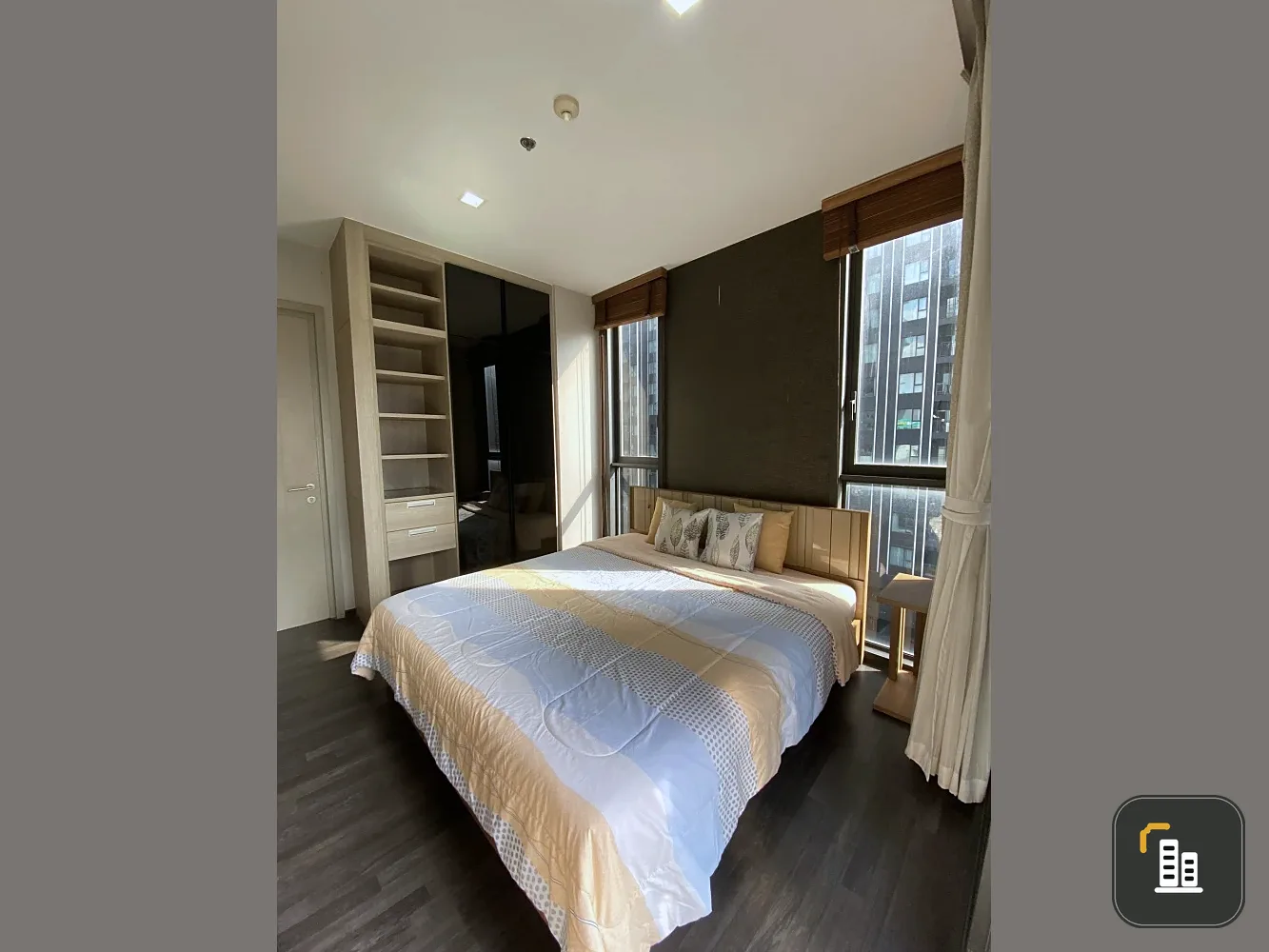 For rent: The Line Asoke-Ratchada, fully furnished unit with complete amenities. Just bring your belongings and move in! Don't wait!