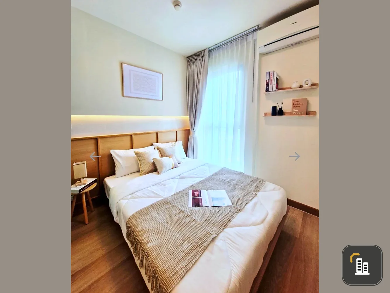 Selling urgently! A Space Me Bangna, beautifully decorated unit with full built-in furniture. Amazing price! Own it today! Don't wait!