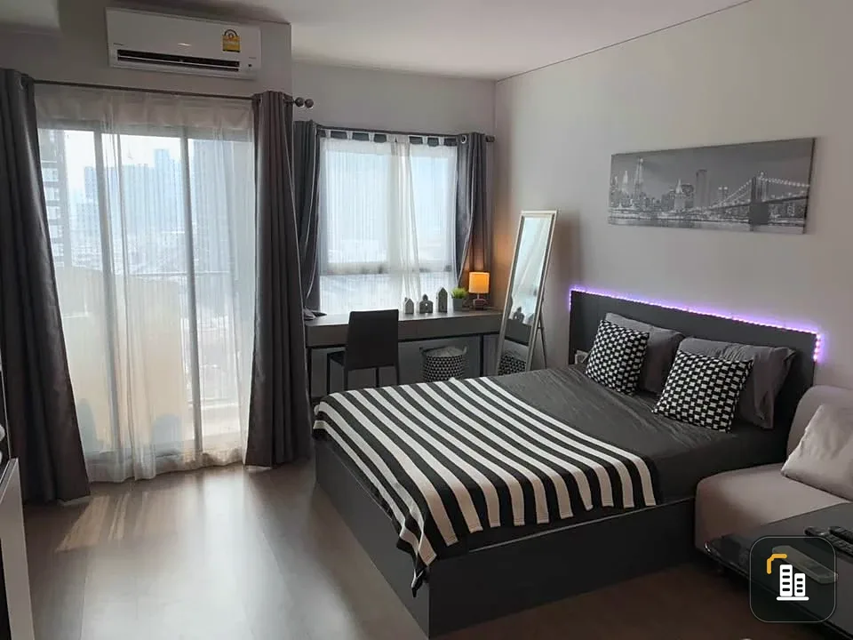 For sale or rent: Ideo Phahol Chatuchak condo, 16th floor, city view, fully furnished with all appliances. Book now!