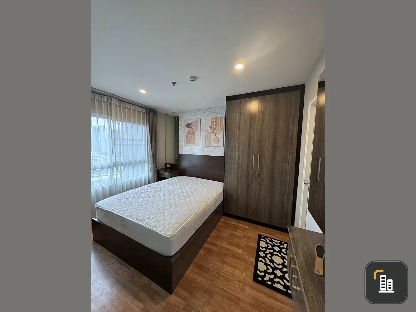 For rent: LPN Ville Suksawat-Rama 2, corner unit, quiet, 14th floor, beautiful view from two sides, affordable price. Book now before it's too late!