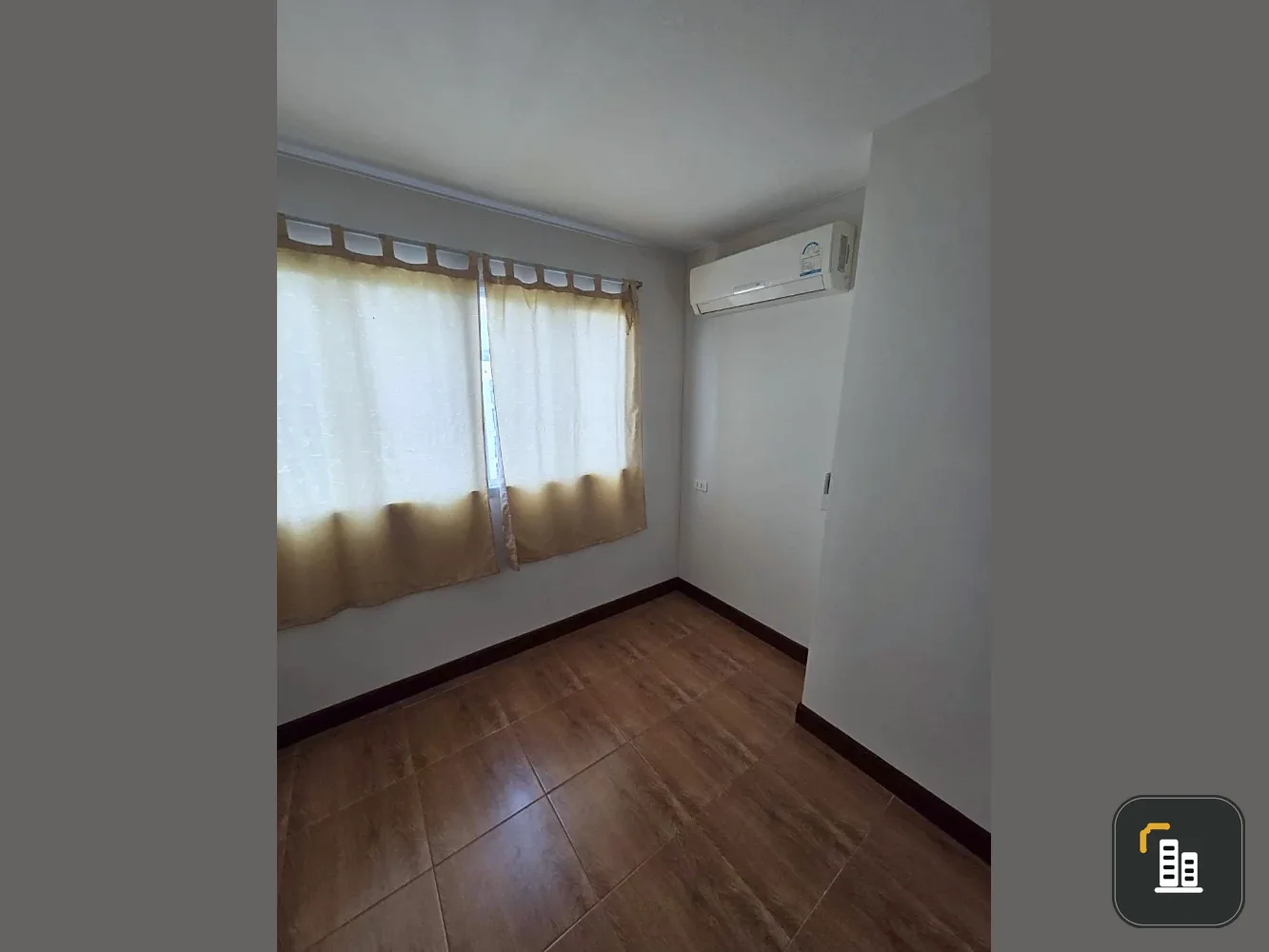 Selling Lumpini Condo Town Ramintra – Nawamin. Unfurnished unit, high floor, good ventilation. Book now before it's too late!