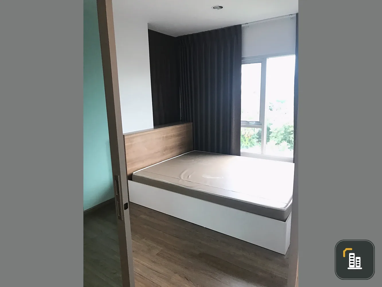 Selling The Connexion 2 Rattanathibet, 6th floor, fully furnished and ready to move in. Book now!