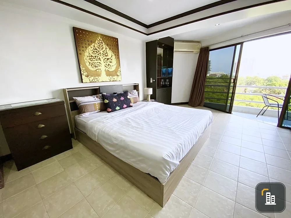 For rent: View Talay Jomtien Condominium, high floor unit, ready to move in. Fully furnished, spacious and comfortable. Book now!