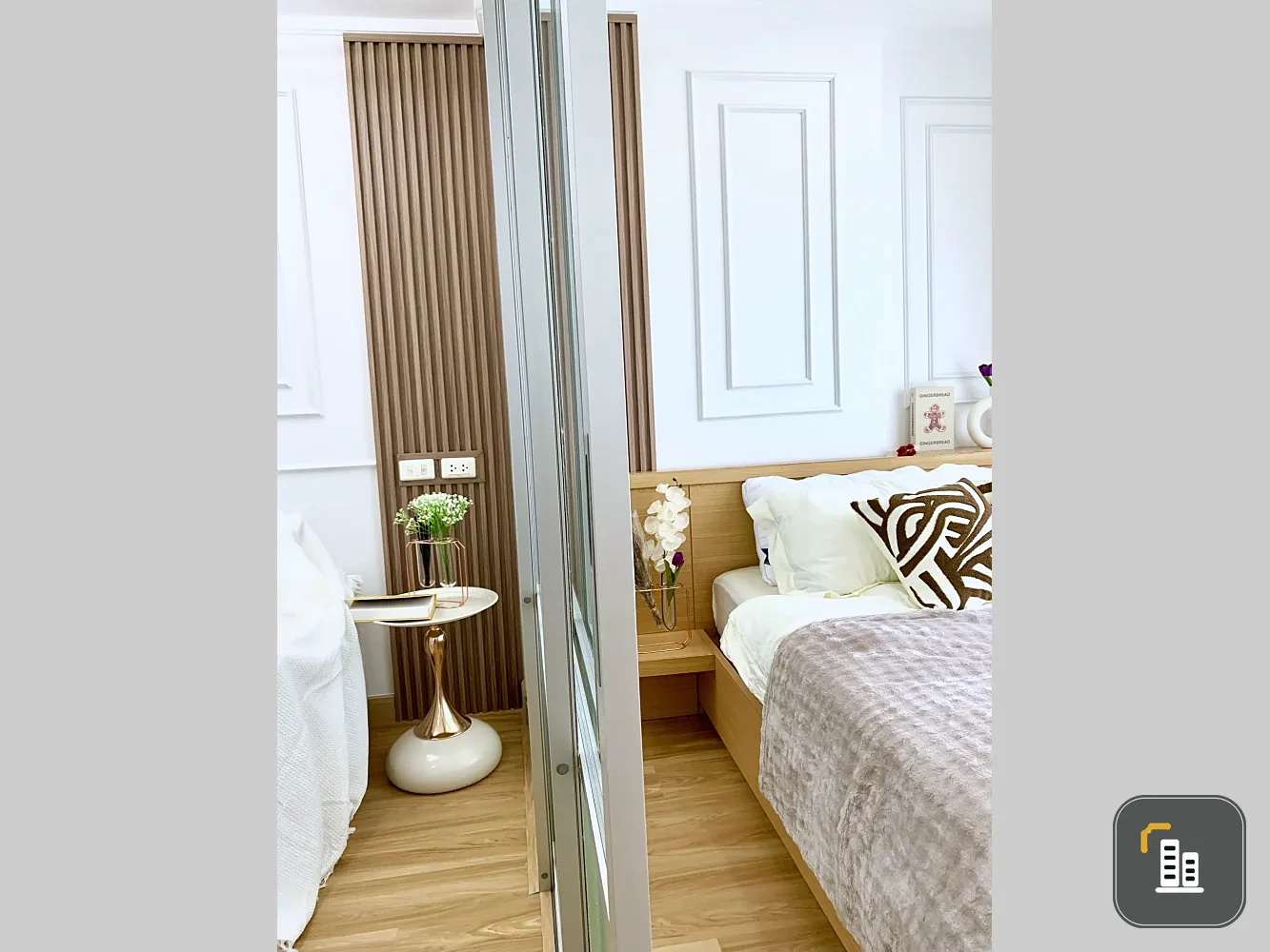 Selling a lovely high-floor unit at Lumpini Ville Chaengwatthana Pakkret. Good ventilation and complete amenities. Book now before it's too late!