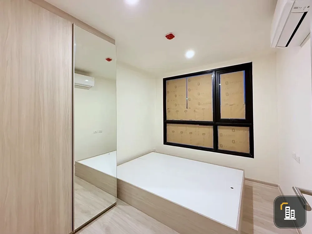 Selling Origin Play Sri Udom Station condo unit. Empty, spacious, and comfortable. Buy now!