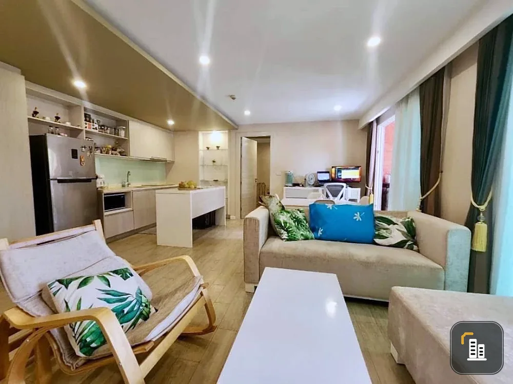 Selling Seven Seas Condo Resort Jomtien, 2 bedrooms, spacious living area, beautiful unblocked view. Book now before it's too late!