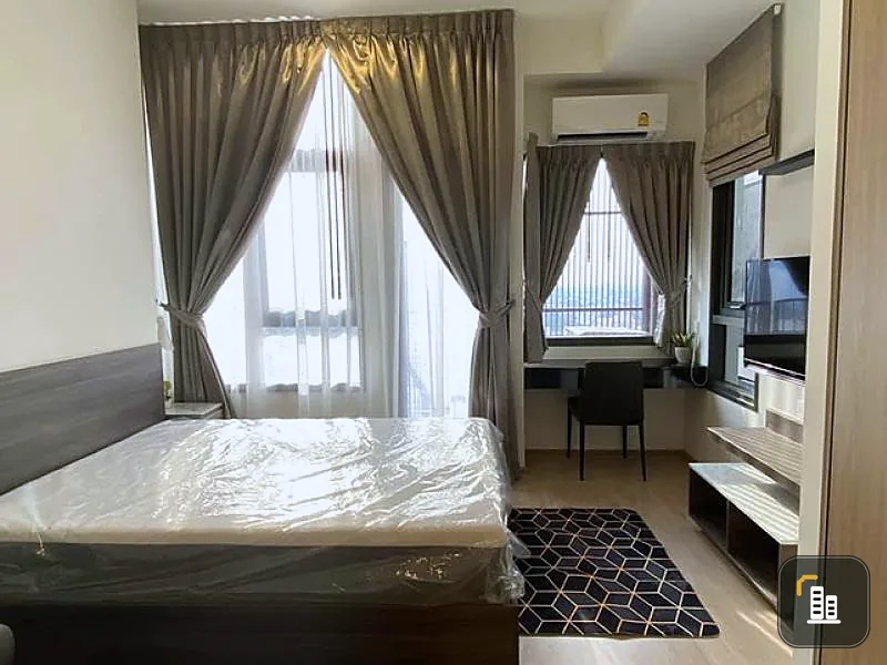 For rent Centric Ratchayothin, new room, fully furnished, good view, next to BTS, free WIFI, beautiful view