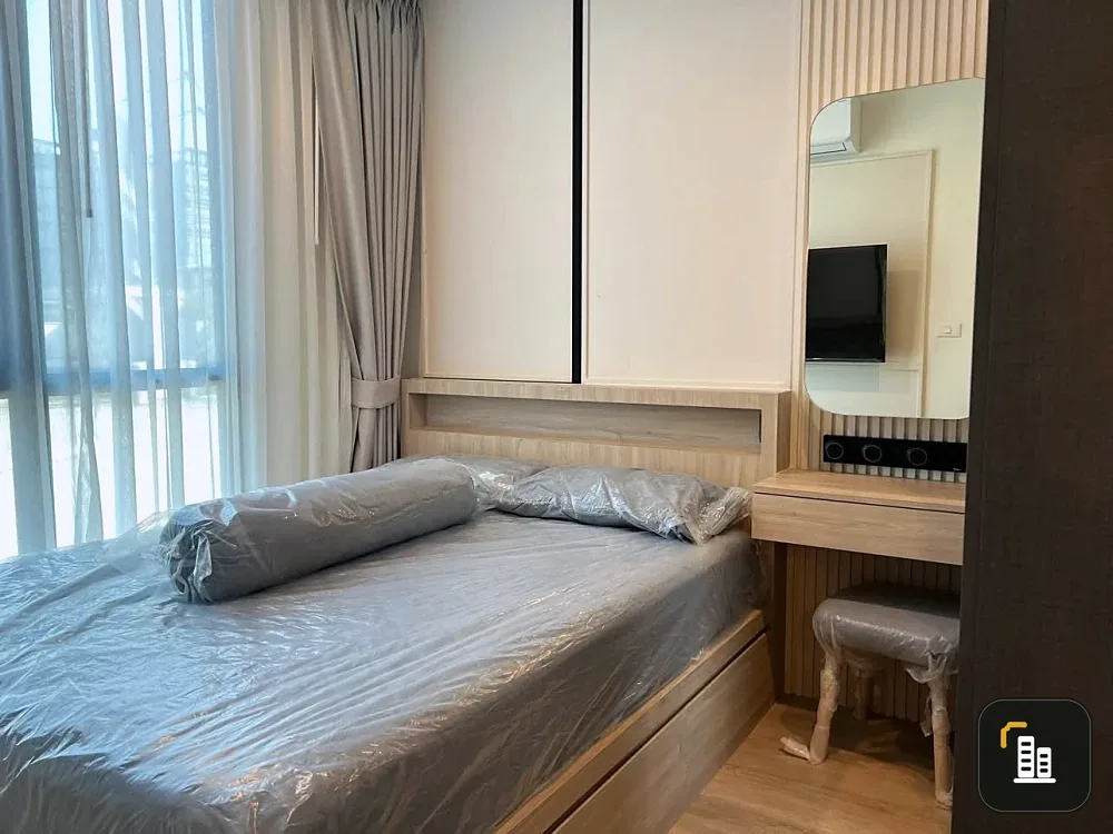 For rent: Noble Nue District R9, 3rd floor, corner unit, east-facing (morning sun), fully furnished. Book now!
