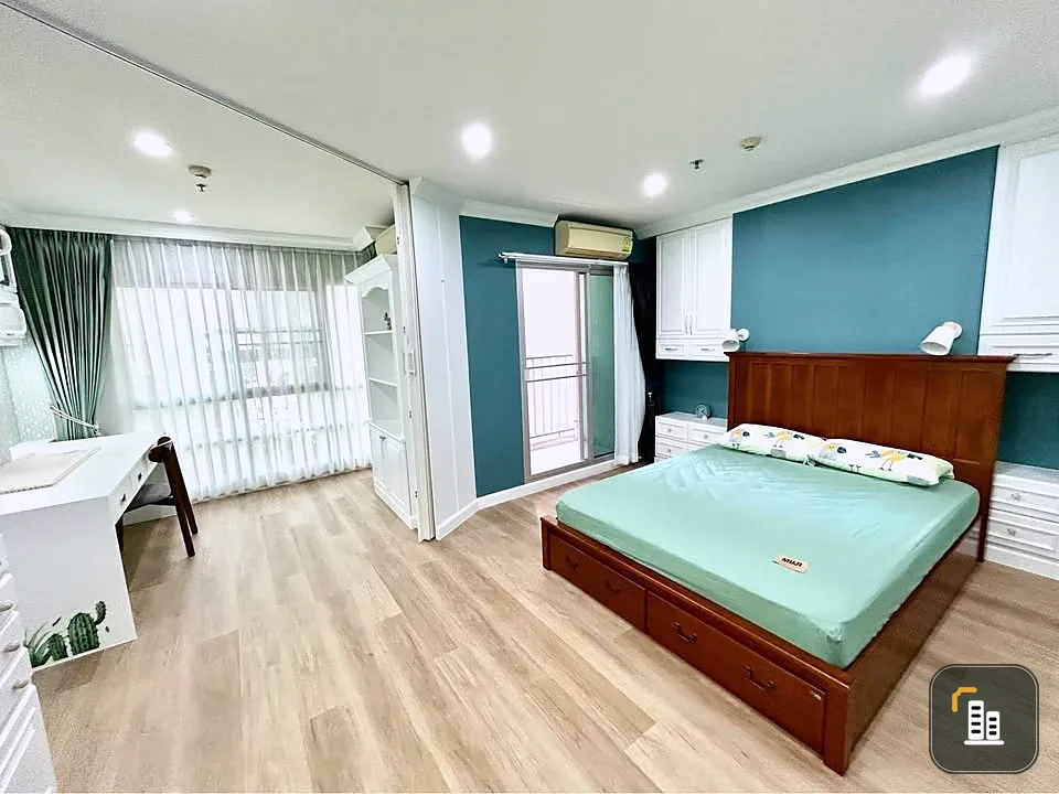 For rent: U Delight @ Jatujak Station. Spacious and comfortable unit with high-quality built-in furniture. Book now!
