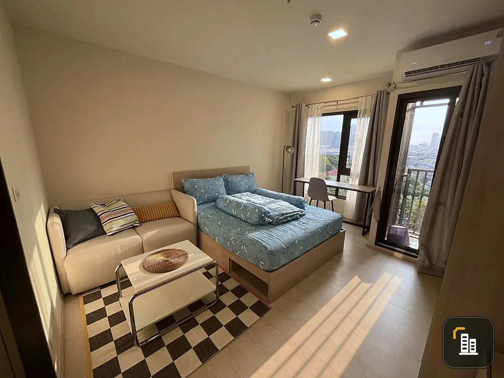 Condo for rent at Flo by Sansiri. A lovely unit with complete amenities. You definitely don't want to miss this opportunity!