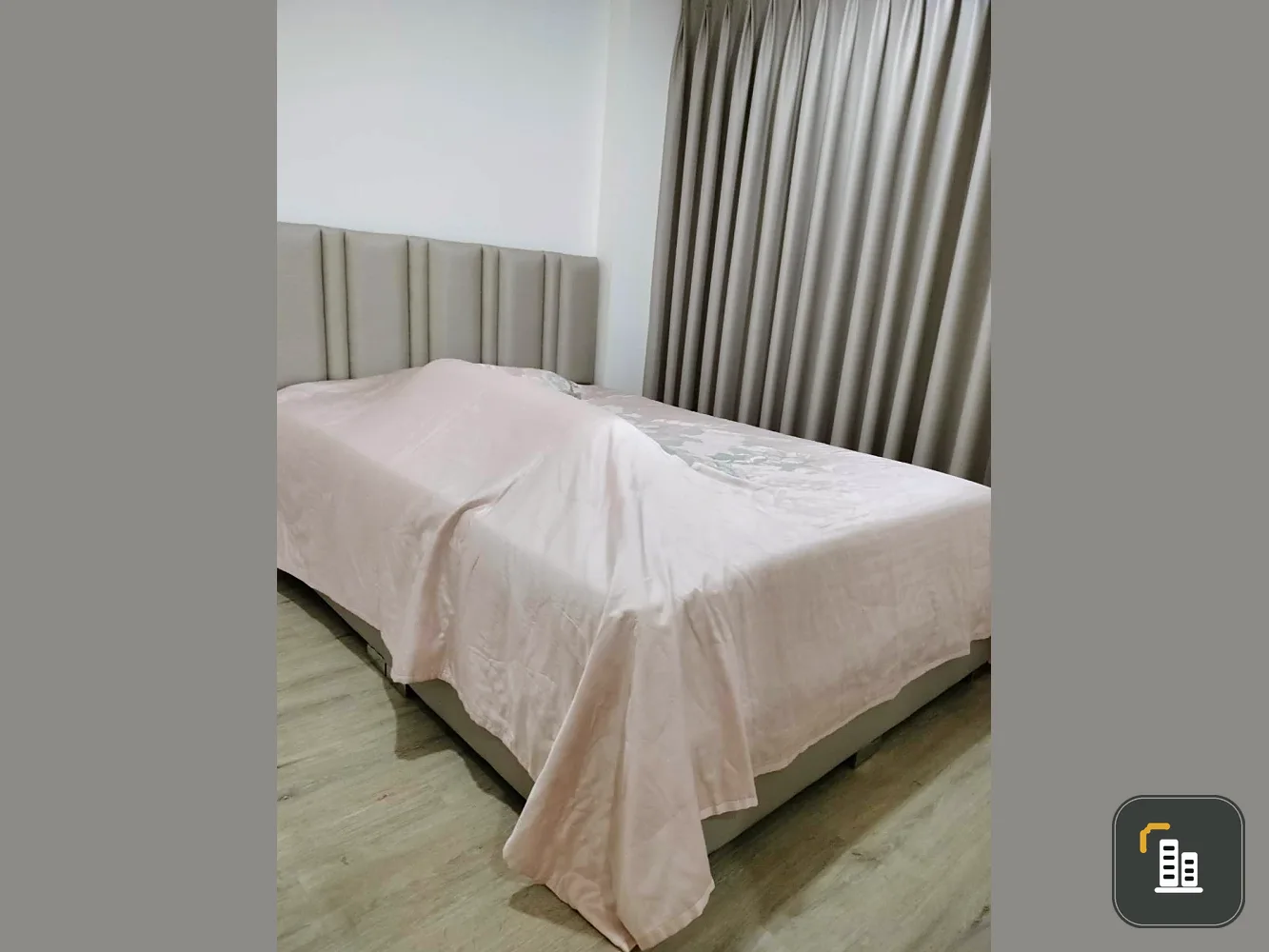 Selling a comfortable 3rd floor unit at Oneder Kaset, fully furnished. Book now! Limited time offer.