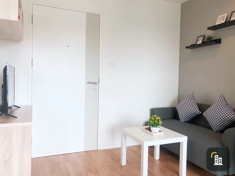 Looking for a beautiful room, come this way. For sale, Lumpini Park Petchkasem 98. Beautifully decorated. Eat at the best price. You are satisfied. Urgent.