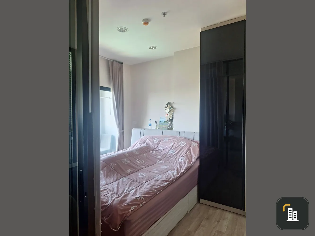 For rent: Niche Mono Sukhumvit-Puchao, high floor unit, very livable, fully furnished + complete appliances. Book now!