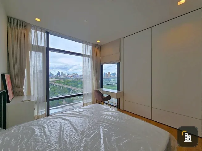 Condo for Rent: Circle Living Prototype
