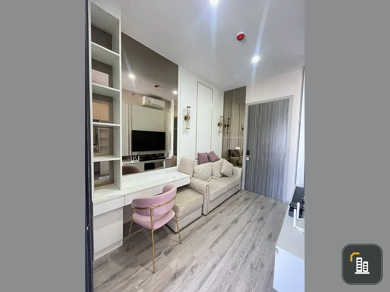 For rent: Knights Bridge Prime On-Nut 1 bedroom, 1 bathroom. Beautifully decorated with a coordinated color scheme. Fully furnished. Book now!