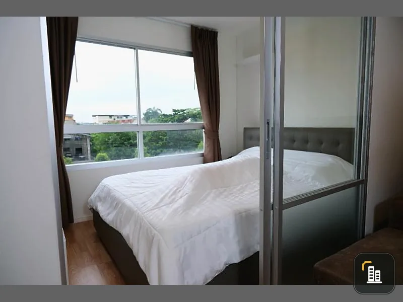 For Sale Condo Lumpini Park Petchkasem 98 large sofa can stretch legs comfortably. Built-in furniture good room must buy