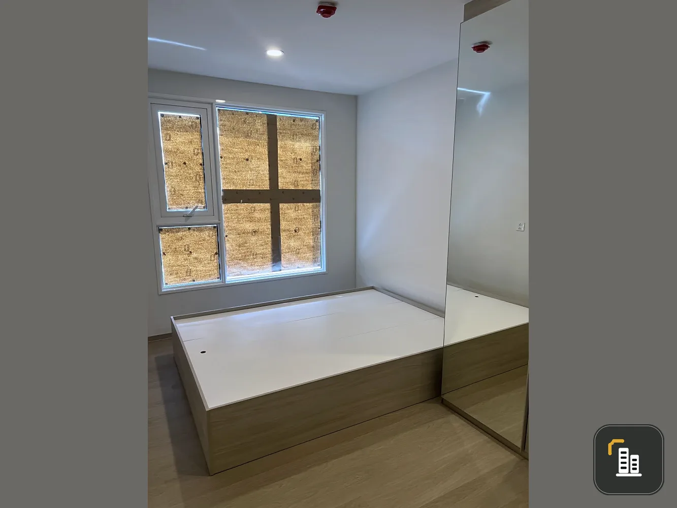 Selling down payment for The Origin Phaholyothin 57, 4th floor. A great project and comfortable living space. Book now!