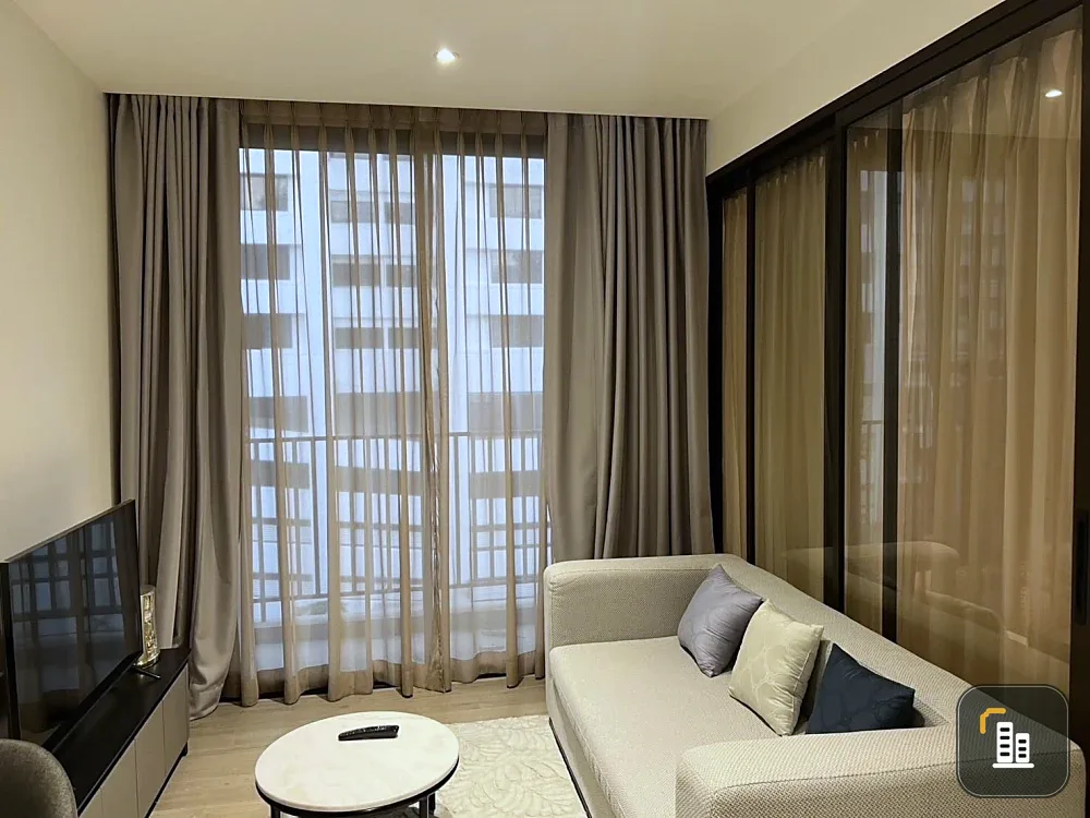 For rent: FYNN Asoke, 6th floor. Nice, fully furnished unit. Book now! Don't miss out! Hurry!