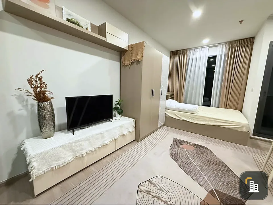 For rent: Aspire Sukhumvit-Rama 4, high floor unit, ready to move in, fully furnished. Book now before it's too late!!!