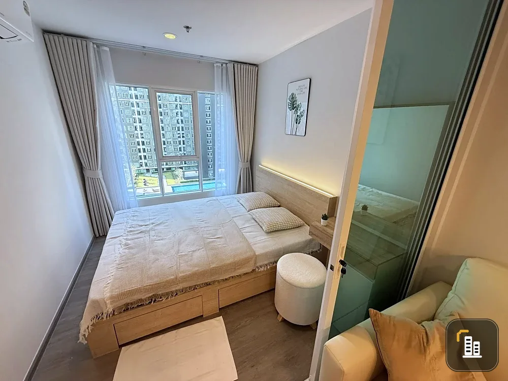 Condo for rent in a great location in Bangna, Regent Home Bangna. Spacious room with complete amenities at a great price.