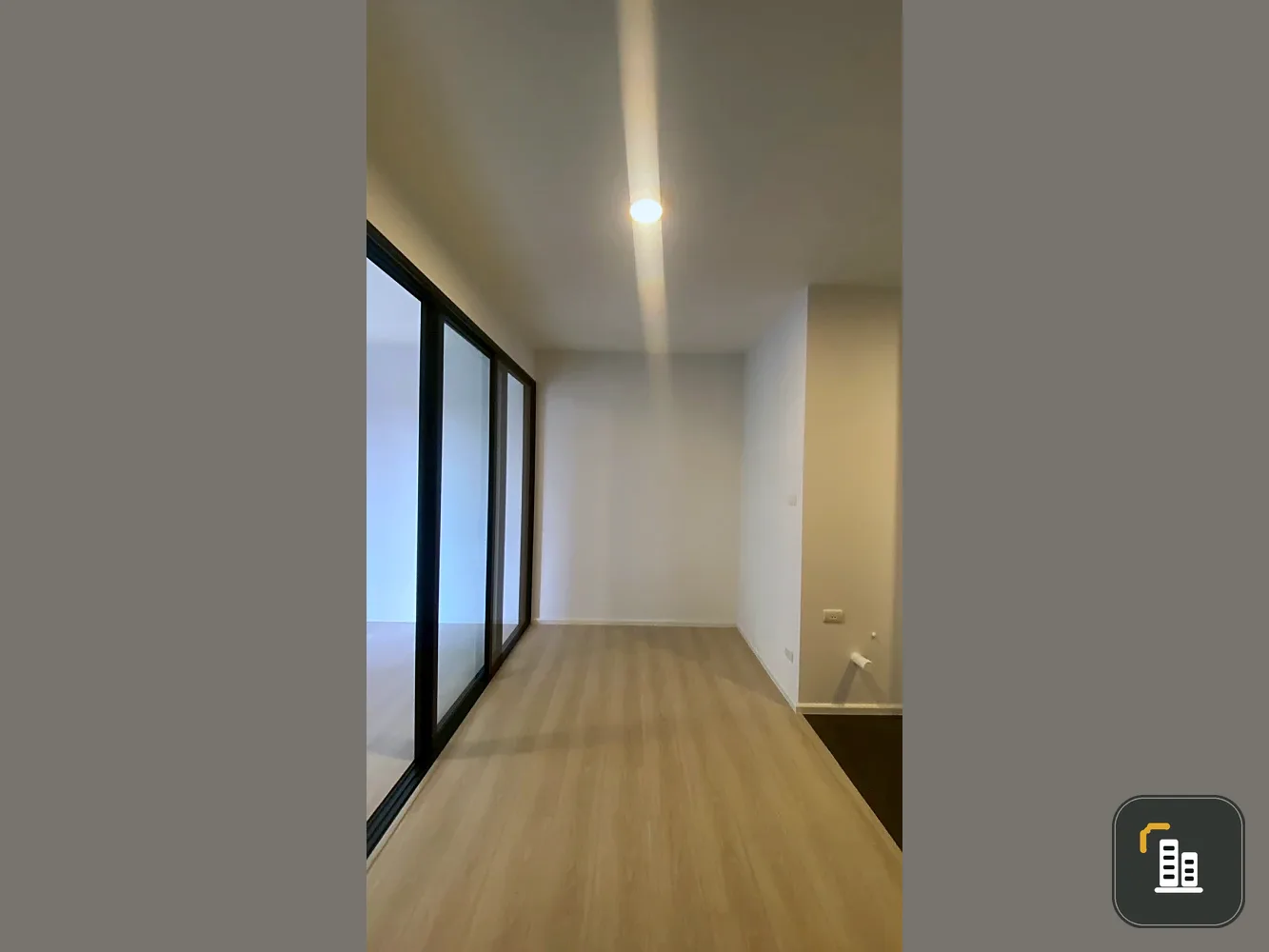 Selling A Space Mega Bangna high-floor units. Nice and breezy! Book now, don't miss out!!!